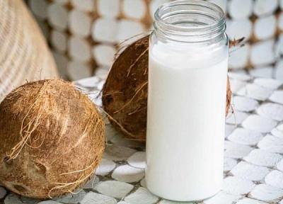 4 طرز تهیه شیر نارگیل نارگیل تازه و پودر نارگیل