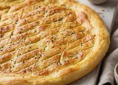 طرز تهیه نان قاق یا کاک مشهدی با فر و روی گاز؛ دستور پخت محلی